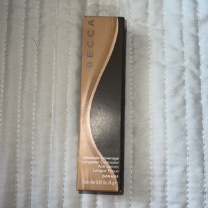 Becca Ultimate coverage longwear concealer-banana